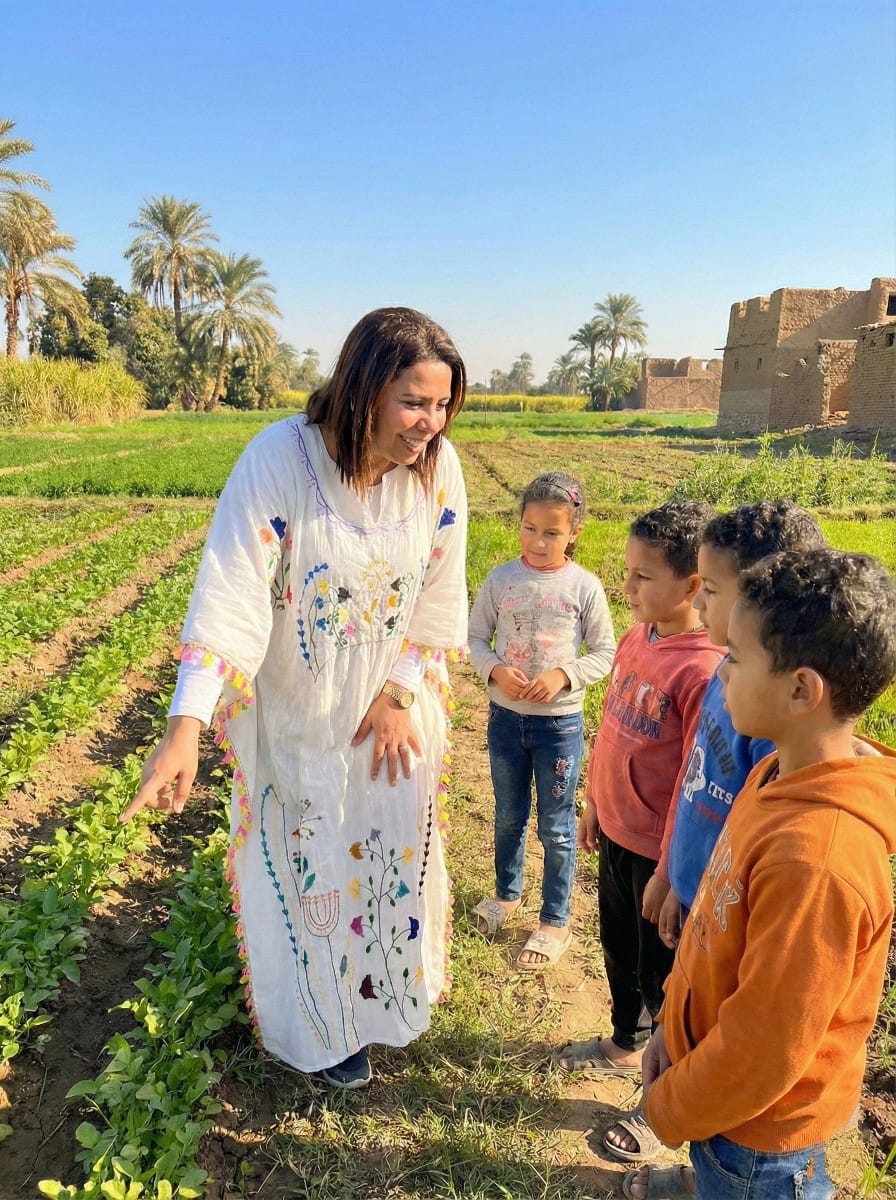 Hand-made Egyptian Gallabia Embroidered by hand - ANKH Gallabia