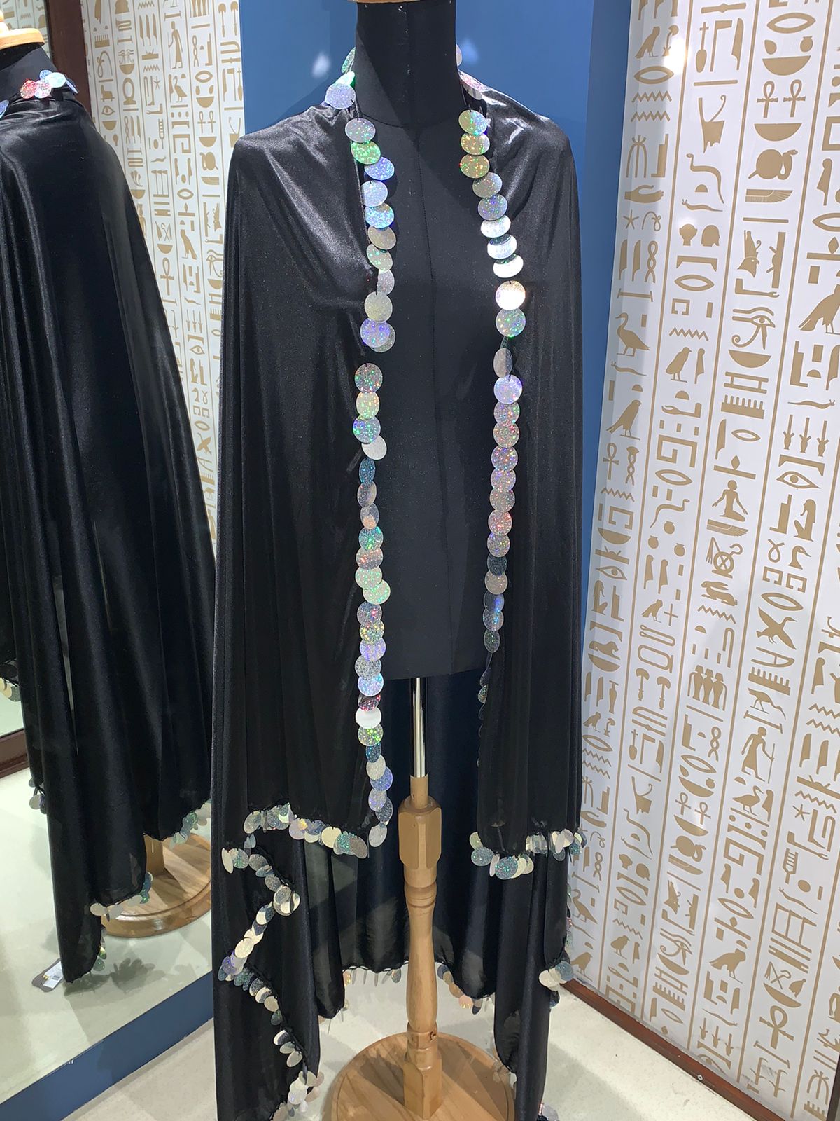 Melaya Laf (Rolling Sheet) Egyptian Traditional Outfit