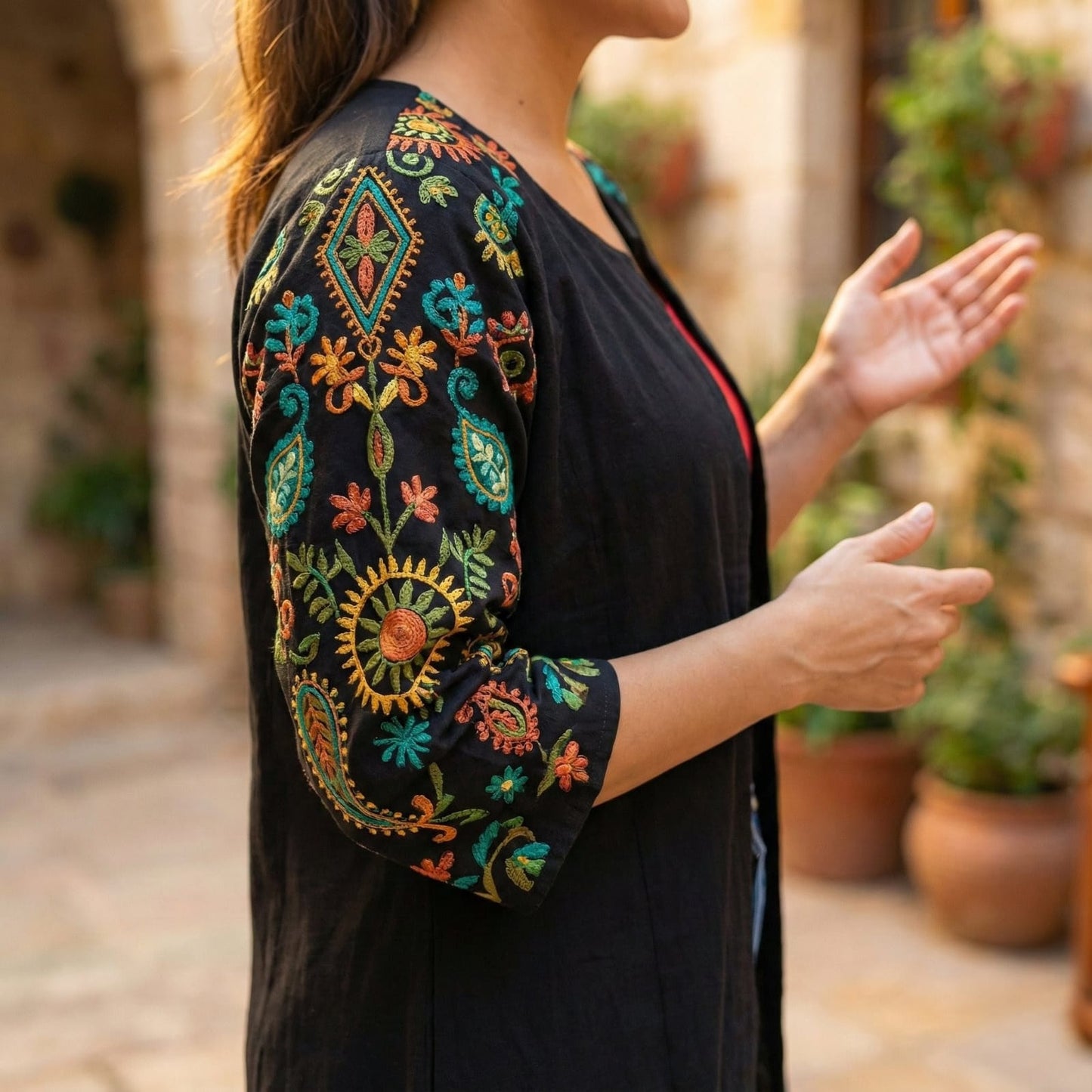 Tunic - Hand-made - Embroidered by hand